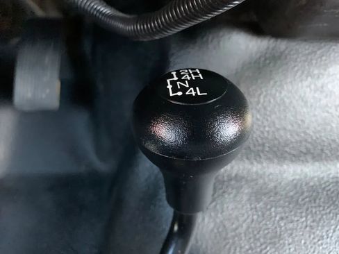 Used 2003 Ford F350 162  W.B. 4D image 21