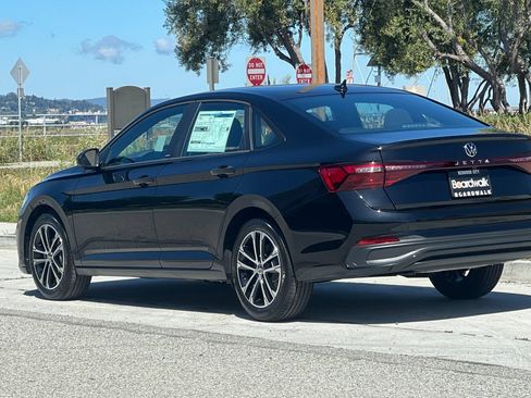 New 2026 Volkswagen Jetta Sport FWD image 6