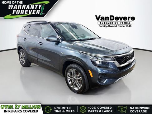 Used 2023 Kia Seltos S AWD/4WD image 1