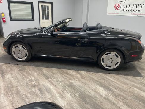 Used 2002 Lexus SC 430 Convertible image 4