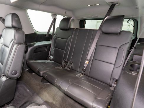 Used 2018 GMC Yukon XL SLT w/ Premium Edition RWD image 34