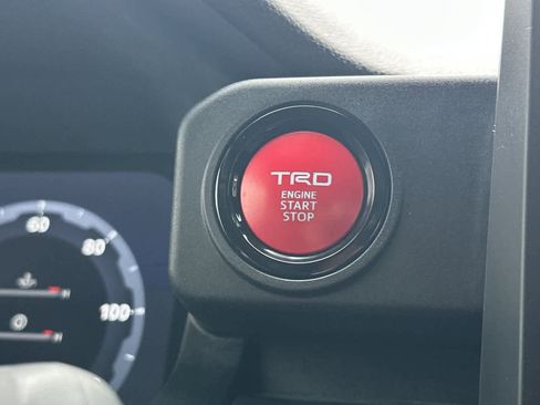 Used 2024 Toyota Tacoma TRD Sport image 21