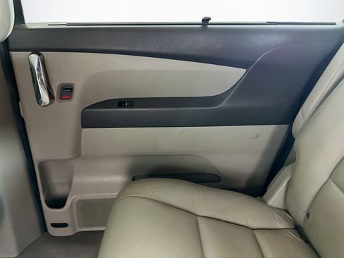 Used 2015 Honda Odyssey EX-L image 32