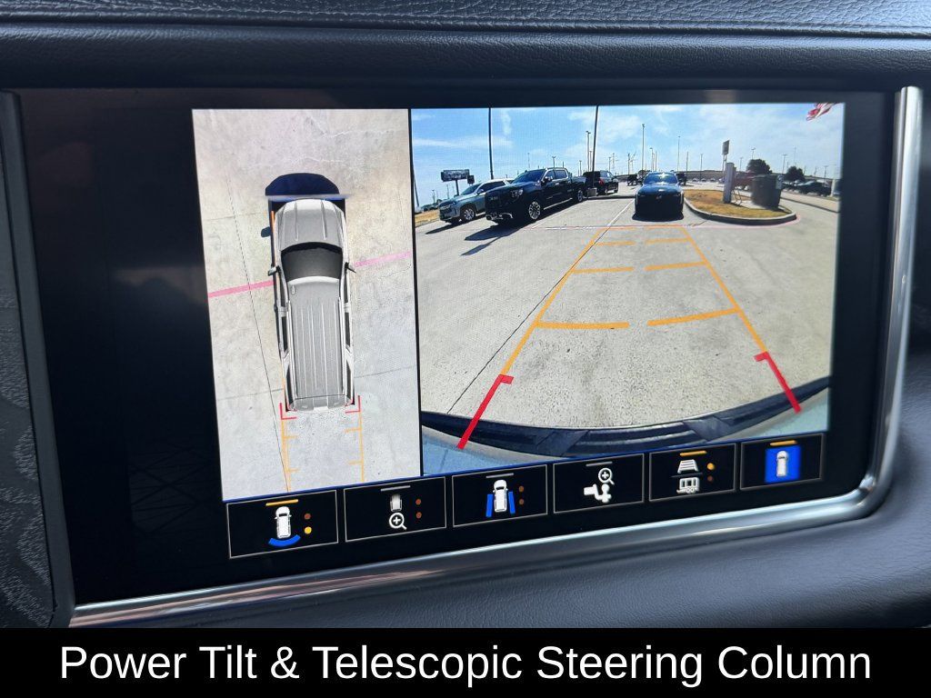 Used 2023 GMC Yukon Denali RWD image 21