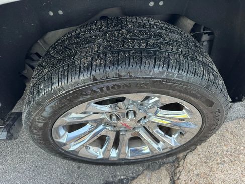 Used 2018 GMC Yukon Denali w/ Denali Ultimate Package RWD image 39