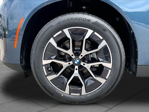 New 2026 BMW X3 xDrive30i w/ Premium Package AWD/4WD image 11