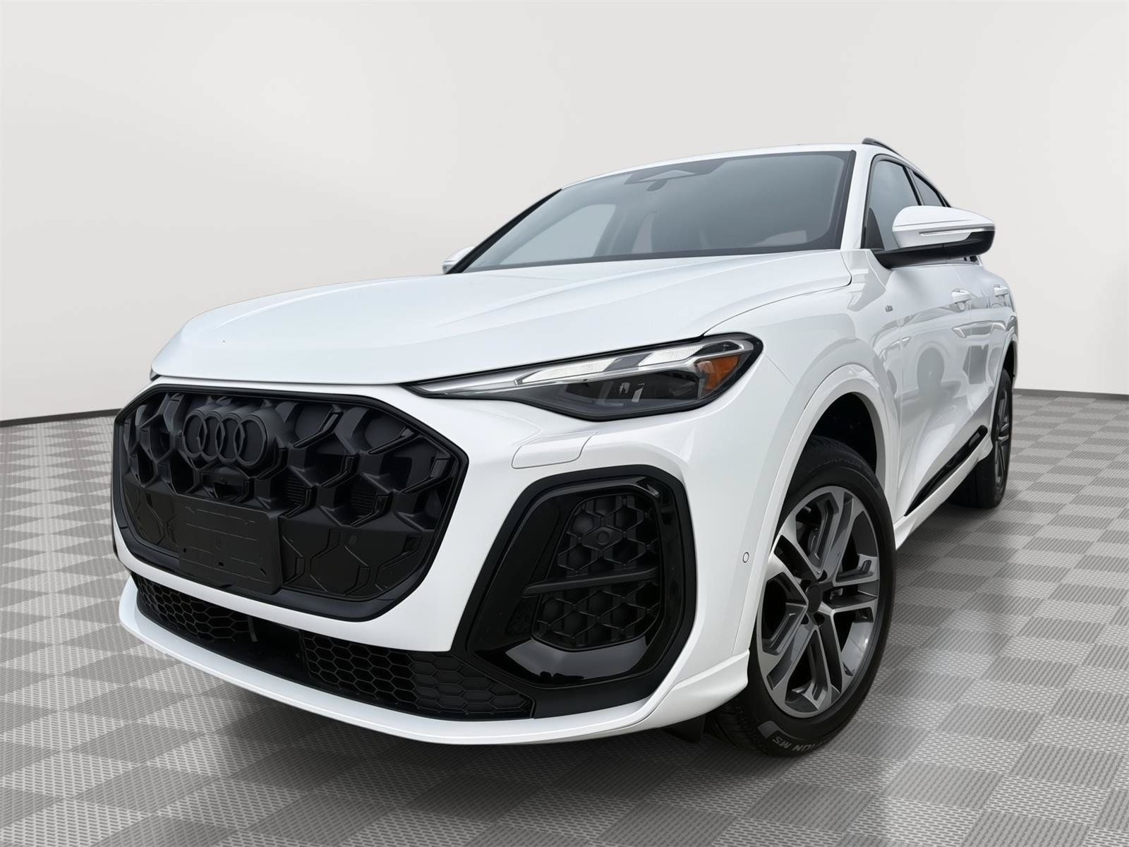 New 2026 Audi Q5 2.0T AWD/4WD image 1