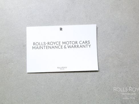 Used 2025 Rolls-Royce Cullinan Black Badge AWD/4WD image 32