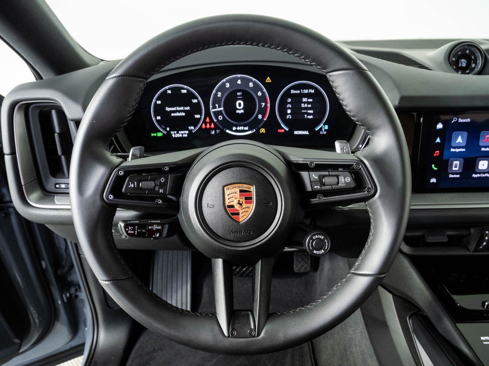 Used 2026 Porsche Cayenne Coupe AWD/4WD image 9