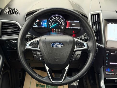 Used 2019 Ford Edge Titanium w/ Equipment Group 301A image 18