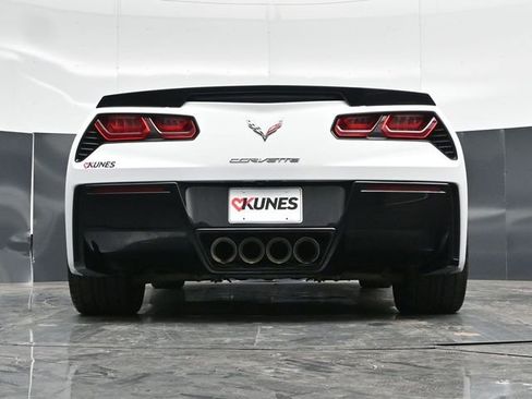 Used 2016 Chevrolet Corvette Stingray Coupe RWD image 54