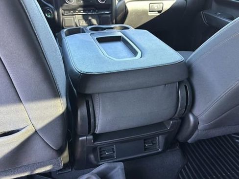 Used 2022 Chevrolet Silverado 1500 Custom RWD image 22