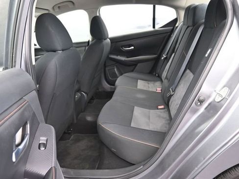 Used 2023 Nissan Sentra SR w/ Electronics Package image 29