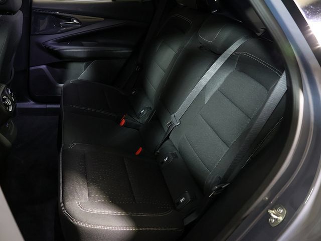 Used 2025 Chevrolet Blazer EV LT FWD image 13