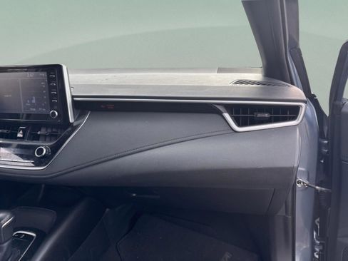 Used 2020 Toyota Corolla SE image 28