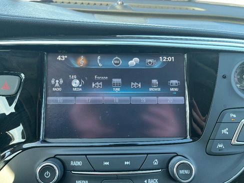 Used 2020 Buick Envision Premium w/ Driver Confidence Package image 31