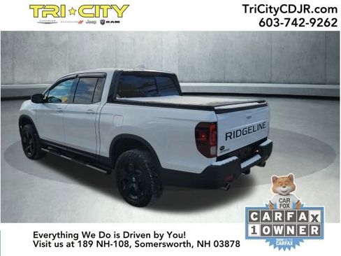 Used 2024 Honda Ridgeline Black Edition image 3