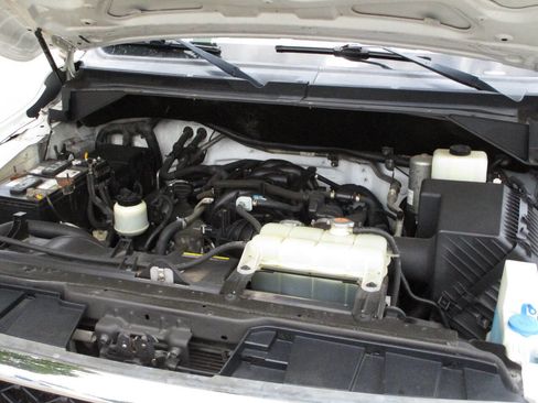 Used 2019 Nissan NV 3500 SL w/ Navigation Package RWD image 21