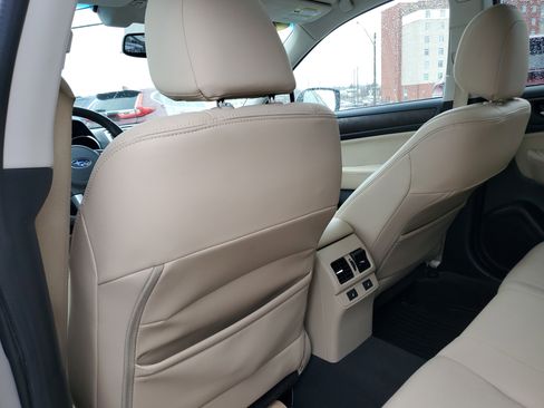 Used 2015 Subaru Outback 2.5i Limited image 10