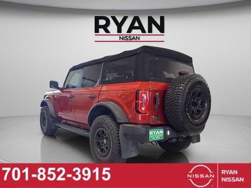 Used 2022 Ford Bronco Wildtrak image 15