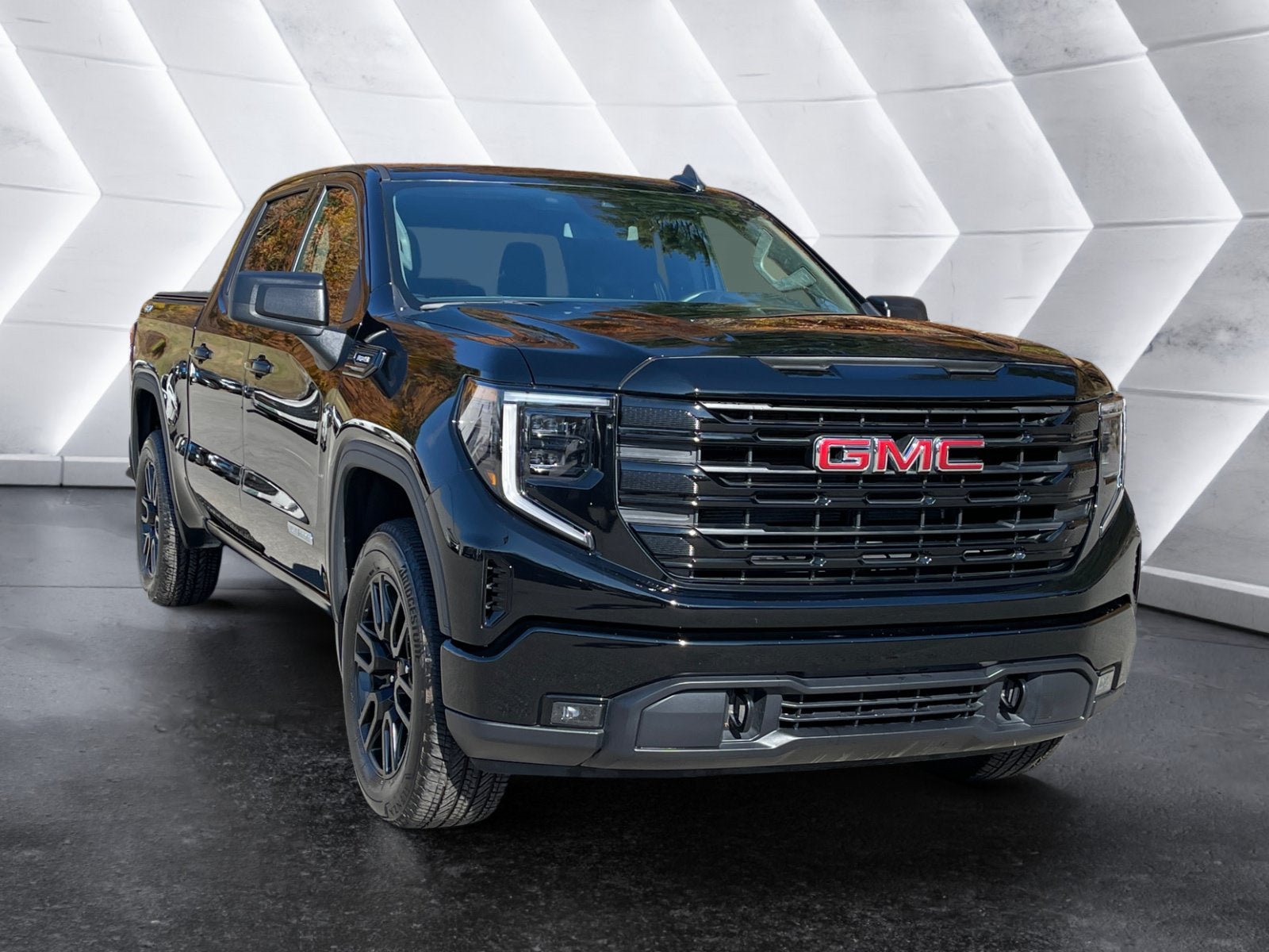 Used 2026 GMC Sierra 1500 Elevation AWD/4WD image 8