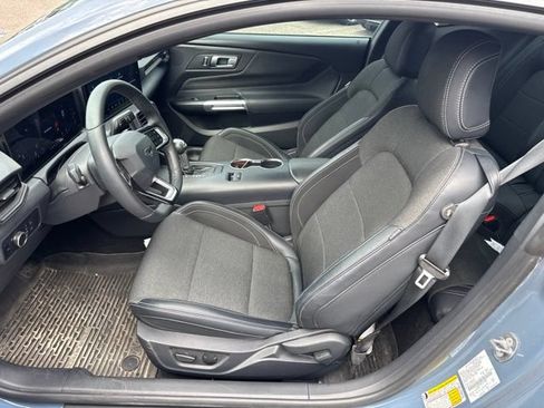 Used 2024 Ford Mustang Coupe RWD image 17