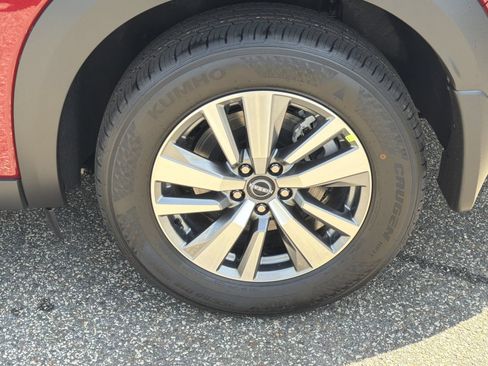 New 2026 Nissan Pathfinder SL FWD image 30