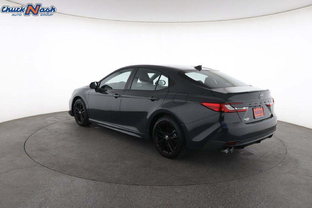 Used 2026 Toyota Camry SE FWD image 9