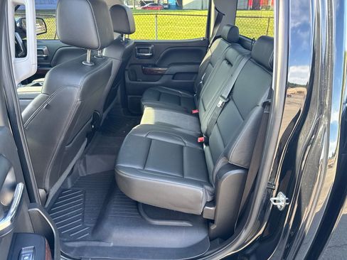 Used 2018 GMC Sierra 1500 SLT w/ SLT Premium Package AWD/4WD image 7