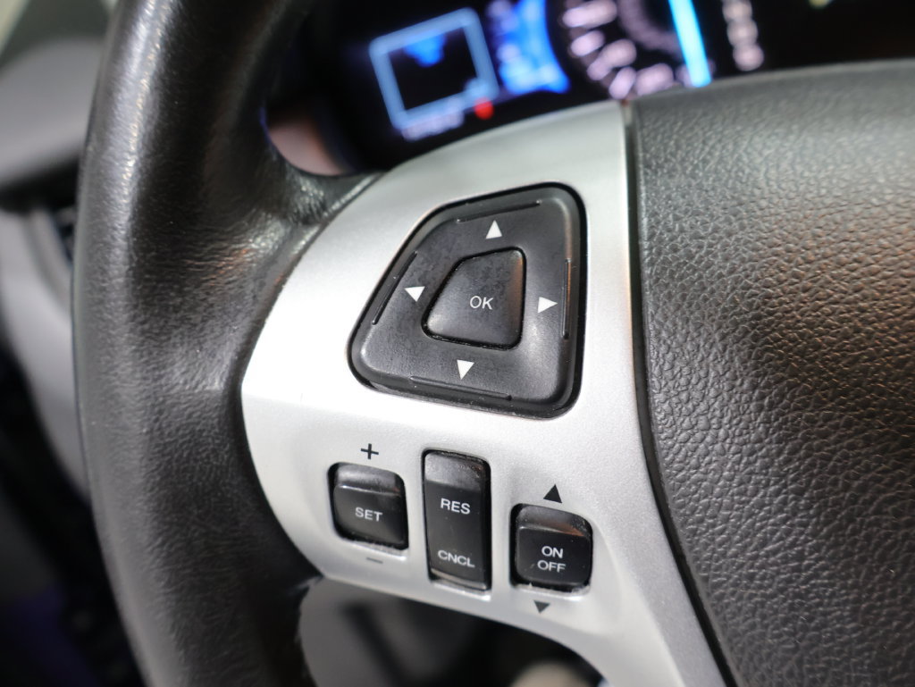 Used 2013 Ford Edge Limited AWD/4WD image 32