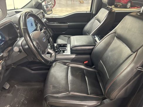 Used 2021 Ford F150 Lariat image 10