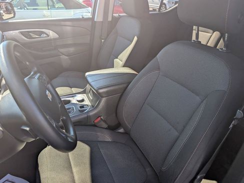 Used 2020 Chevrolet Traverse LS FWD image 18