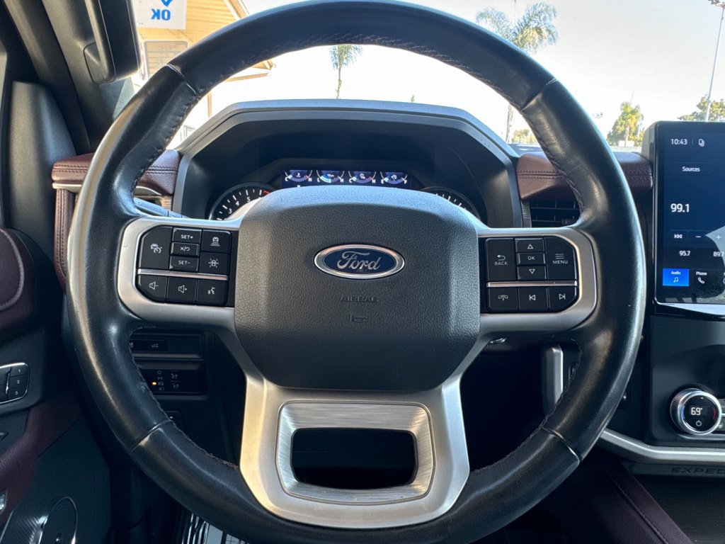 Used 2023 Ford Expedition Max Limited RWD image 11