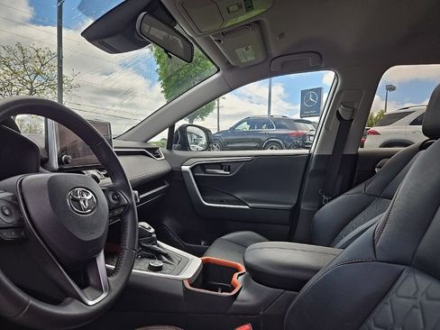 Used 2024 Toyota RAV4 Adventure image 34