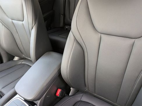 Used 2023 BMW X3 xDrive30i w/ Premium Package image 16