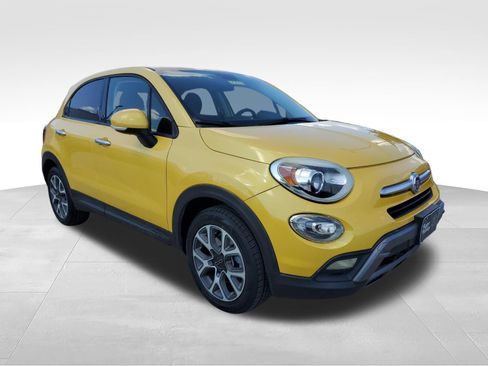 Used 2016 FIAT 500X Trekking FWD image 3