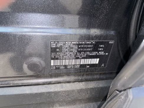 Used 2022 Toyota RAV4 XLE image 9