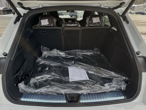 New 2025 Audi Q5 2.0T Premium Plus image 11