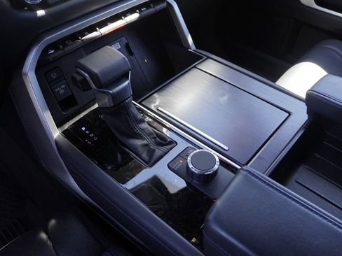 Used 2023 Toyota Tundra Platinum w/ Advanced Package image 18