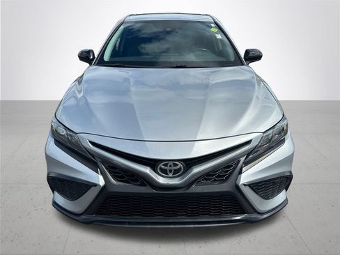 Used 2021 Toyota Camry SE w/ Carpet Mat Package (TMS) FWD image 3