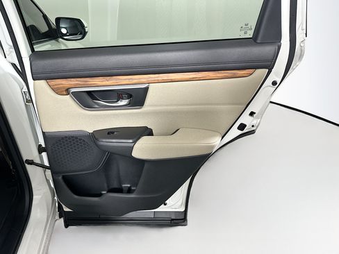 Used 2017 Honda CR-V EX image 29