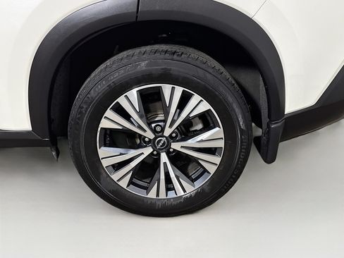 Used 2023 Nissan Rogue SV AWD/4WD image 26