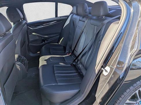 Used 2018 BMW 530e RWD image 17
