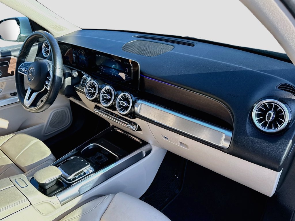 Used 2020 Mercedes-Benz GLB 250 4MATIC image 41