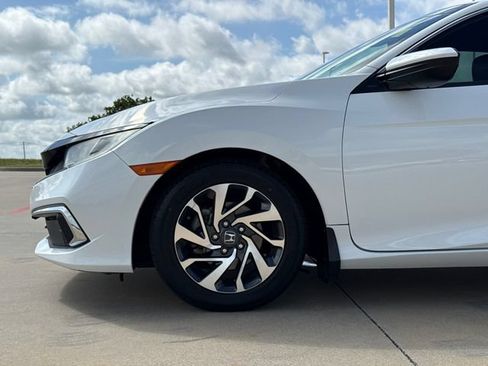 Used 2019 Honda Civic LX image 5