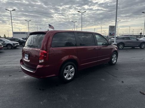 Used 2015 Dodge Grand Caravan SE w/ Quick Order Package 29E SE FWD image 5