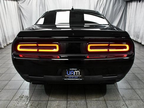 Used 2022 Dodge Challenger SRT Hellcat w/ Plus Package image 5