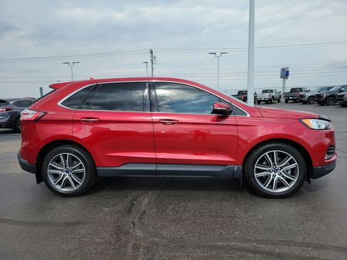 Certified 2020 Ford Edge Titanium AWD/4WD image 3