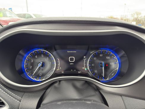 New 2026 Chrysler Pacifica Select FWD image 15