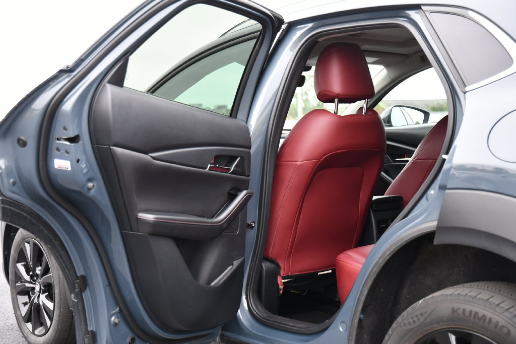 Used 2023 MAZDA CX-30 AWD 2.5 S w/ Preferred Package image 19